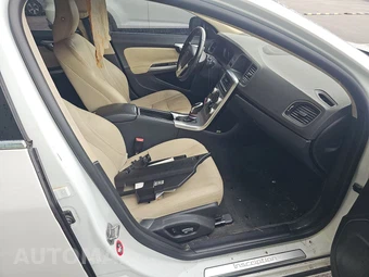 2017 Volvo S60 T5 Inscription - miniatura 8