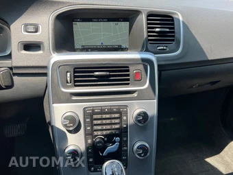 2017 Volvo S60 T5 Inscription - miniatura 13