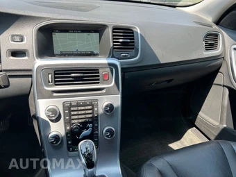 2017 Volvo S60 T5 Inscription - miniatura 14