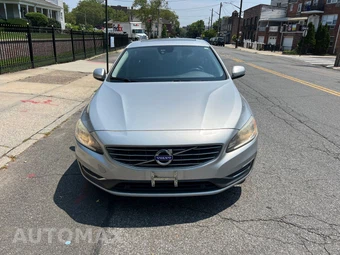 2017 Volvo S60 T5 Inscription - miniatura 5