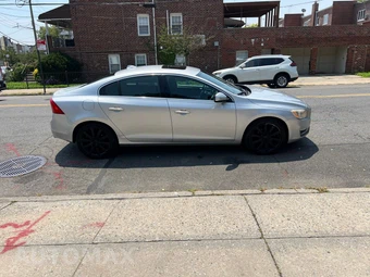2017 Volvo S60 T5 Inscription - miniatura 7