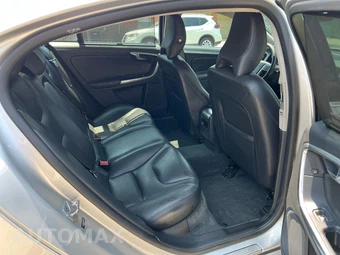 2017 Volvo S60 T5 Inscription - miniatura 9