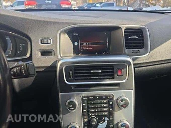 2017 Volvo S60 T5 Inscription – miniatura 10