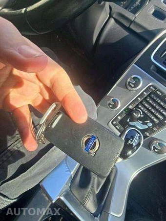 2017 Volvo S60 T5 Inscription – miniatura 8