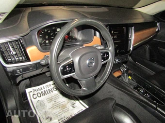 2017 Volvo S90 T6 Inscription – miniatura 9