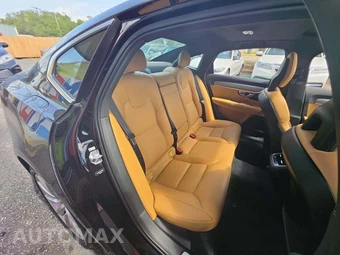 2017 Volvo S90 T6 Momentum – miniatura 16