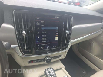 2017 Volvo S90 T6 Momentum – miniatura 10