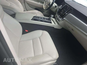 2017 Volvo S90 T6 Momentum – miniatura 18