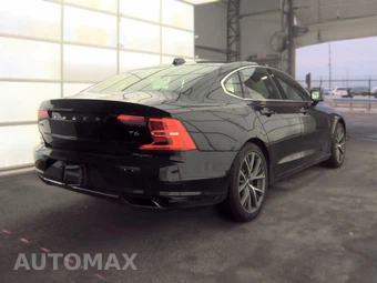 2017 Volvo S90 T6 Momentum - miniatura 4
