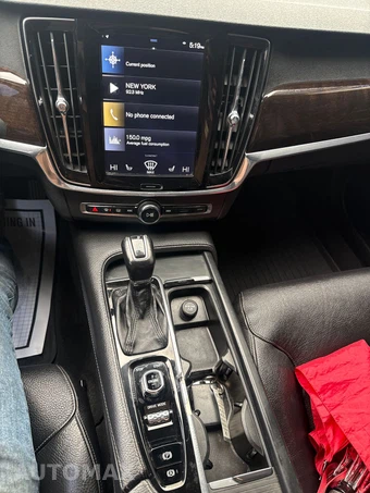 2017 Volvo S90 T6 Momentum - miniatura 14