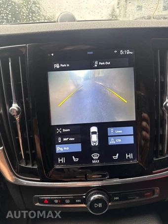2017 Volvo S90 T6 Momentum - miniatura 16