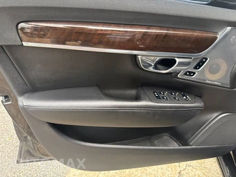 2017 Volvo S90 T6 Momentum - miniatura 9