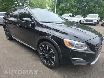 2017 Volvo V60 Cross Country T5 Platinum - miniatura 4