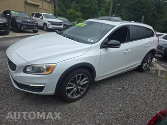 2017 Volvo V60 Cross Country T5