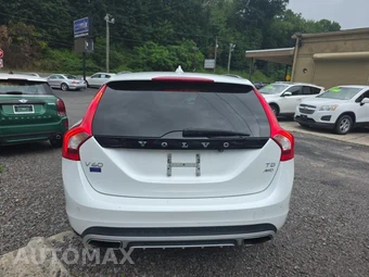 2017 Volvo V60 Cross Country T5 – miniatura 5