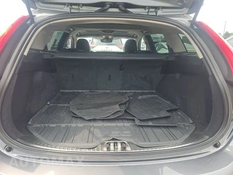 2017 Volvo V60 Cross Country T5 - miniatura 16