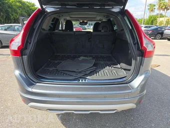 2017 Volvo XC60 T5 Dynamic – miniatura 14