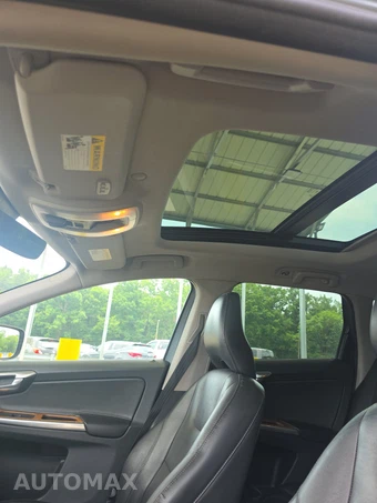 2017 Volvo XC60 T5 Inscription - miniatura 18