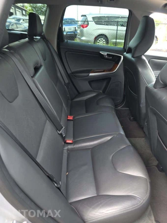 2017 Volvo XC60 T5 Inscription - miniatura 16