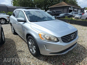 2017 Volvo XC60 T5 Inscription - miniatura 4