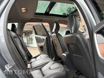 2017 Volvo XC60 T5 Inscription - miniatura 21