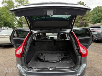 2017 Volvo XC60 T5 Inscription - miniatura 23