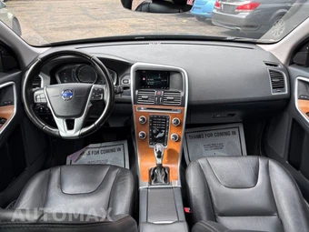 2017 Volvo XC60 T5 Inscription - miniatura 28