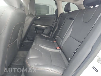 2017 Volvo XC60 T6 Dynamic – miniatura 13