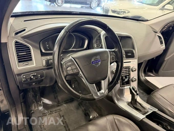2017 Volvo XC60 T6 Dynamic - miniatura 11