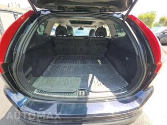 2017 Volvo XC60 T6 Dynamic – miniatura 14