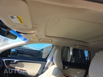 2017 Volvo XC60 T6 Inscription – miniatura 18