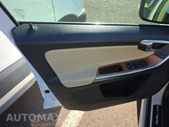 2017 Volvo XC60 T6 Inscription – miniatura 9