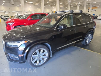 2017 Volvo XC90 Plug-In Hybrid T8 Inscription 7-Passenger