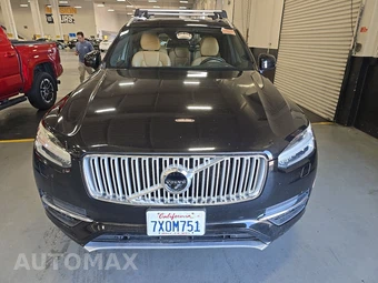 2017 Volvo XC90 Plug-In Hybrid T8 Inscription 7-Passenger - miniatura 2