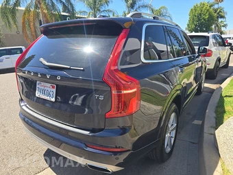 2017 Volvo XC90 T5 Momentum 5-Passenger – miniatura 4
