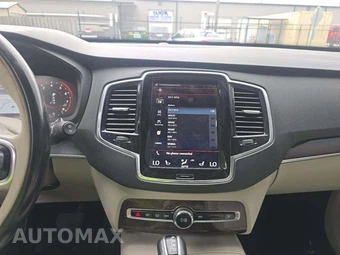 2017 Volvo XC90 T5 Momentum 5-Passenger - miniatura 10