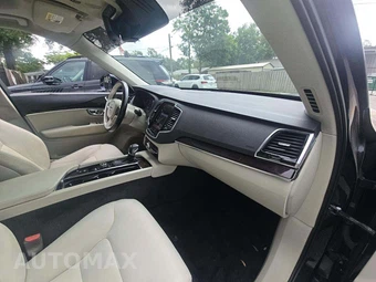 2017 Volvo XC90 T5 Momentum 5-Passenger - miniatura 19