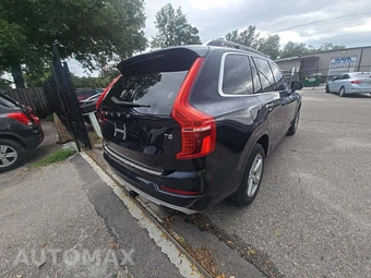 2017 Volvo XC90 T5 Momentum 5-Passenger - miniatura 3
