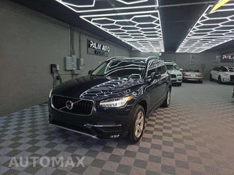 2017 Volvo XC90 T5 Momentum 5-Passenger