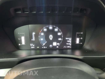 2017 Volvo XC90 T5 Momentum 5-Passenger - miniatura 9