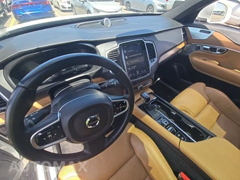 2017 Volvo XC90 T6 Inscription 7-Passenger – miniatura 11