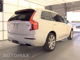 2017 Volvo XC90 T6 Inscription 7-Passenger – miniatura 4