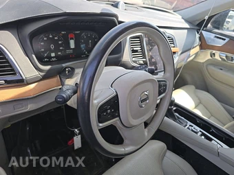 2017 Volvo XC90 T6 Inscription 7-Passenger – miniatura 10
