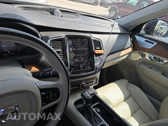 2017 Volvo XC90 T6 Inscription 7-Passenger – miniatura 11