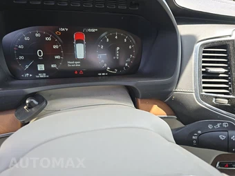 2017 Volvo XC90 T6 Inscription 7-Passenger – miniatura 12