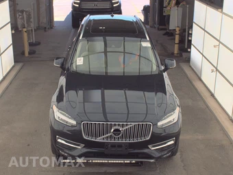 2017 Volvo XC90 T6 Inscription 7-Passenger – miniatura 2