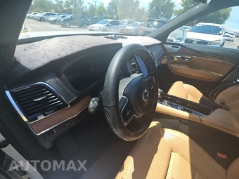 2017 Volvo XC90 T6 Inscription 7-Passenger – miniatura 11