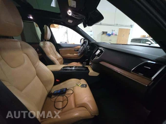2017 Volvo XC90 T6 Inscription 7-Passenger - miniatura 19