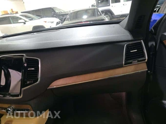 2017 Volvo XC90 T6 Inscription 7-Passenger - miniatura 20