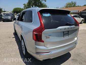 2017 Volvo XC90 T6 Inscription 7-Passenger – miniatura 2